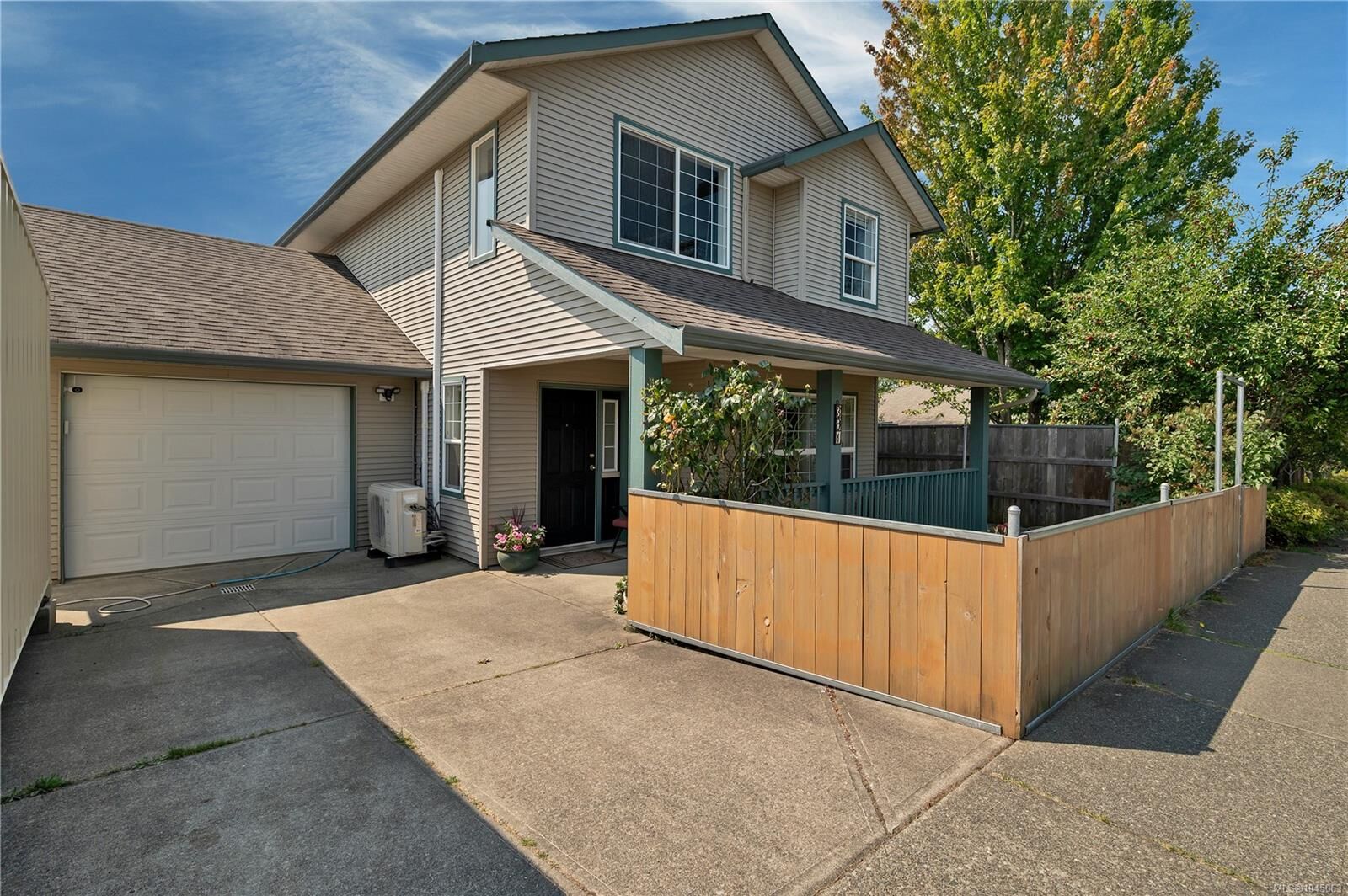 Property Photo: 391 Niluht Rd BC V9W 8G5