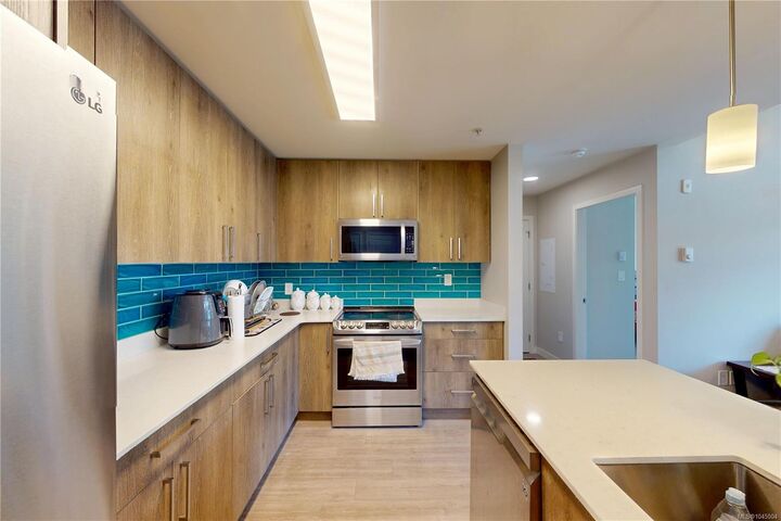 Property Photo: 110 Presley Pl #411 BC V9B 0H5