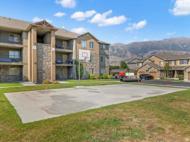 Property Photo: 943 W 580 S 96 UT 84062