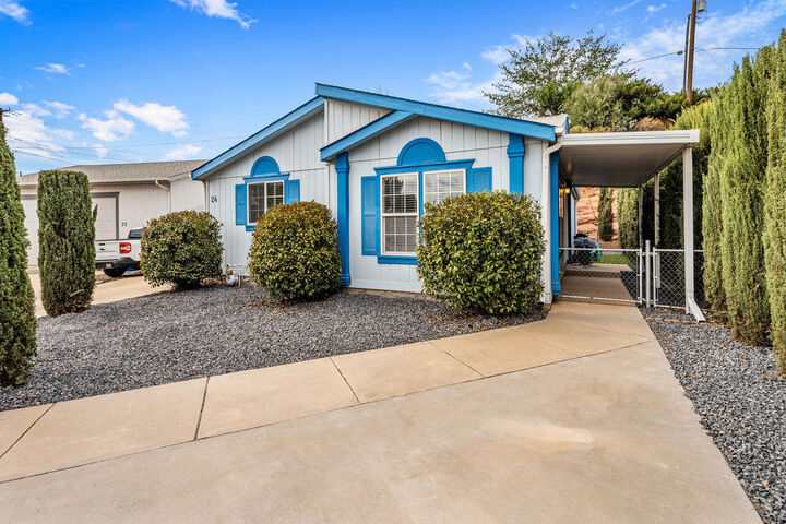 Property Photo:  2721 E Riverside Dr Unit 24  UT 84790 
