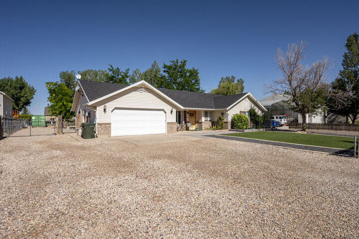 Property Photo: 4681 Santa Fe Trail UT 84721