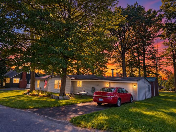 Property Photo: 103 Visnaw Street MI 48629