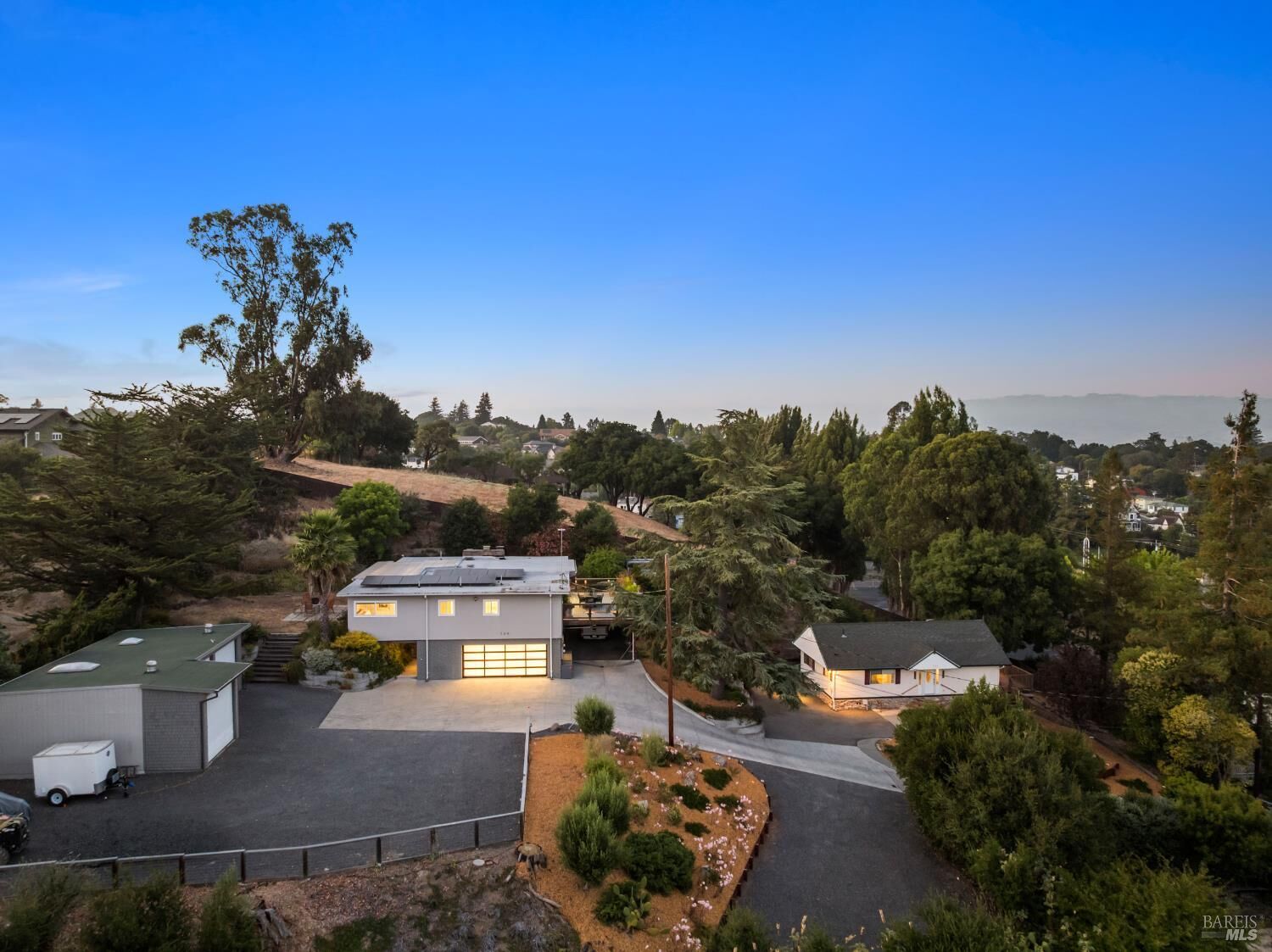 Property Photo: 739 741 N Webster Street CA 94952