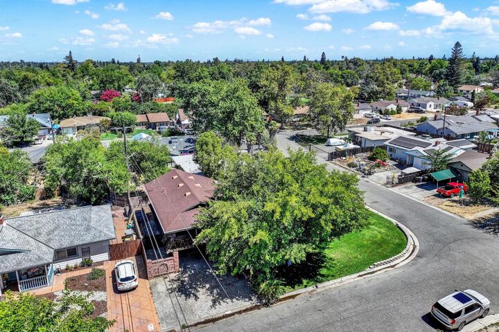 Property Photo: 2225 Franco Lane CA 95821