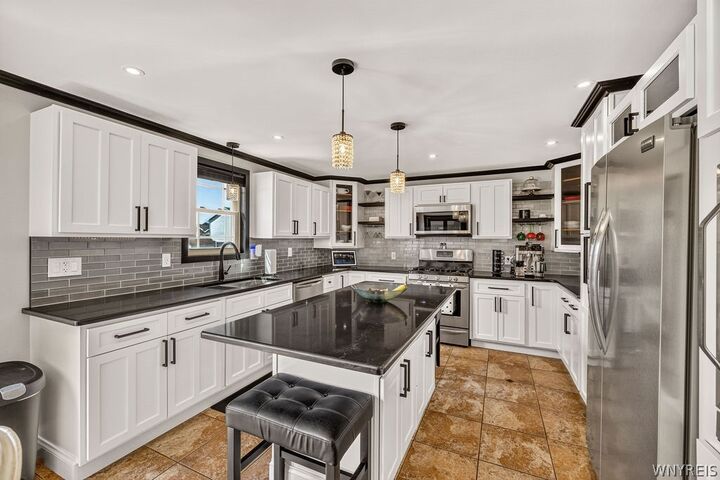 Property Photo:  7034 Walmore Road  NY 14304 