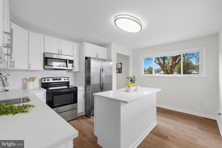 Property Photo:  1019 Sunny Brook Drive  MD 21060 