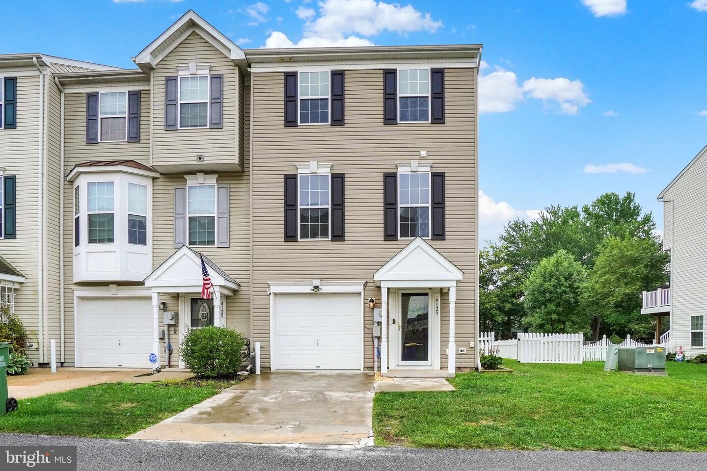 Property Photo: 4129 Strawbridge Court PA 17315