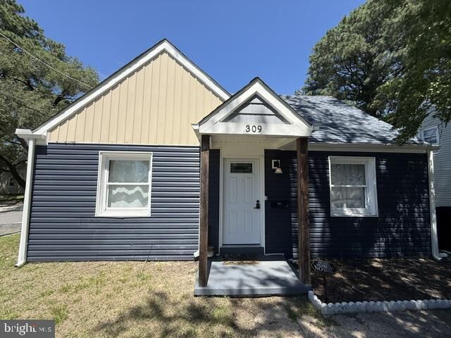 Property Photo: 309 Carrollton Avenue MD 21804