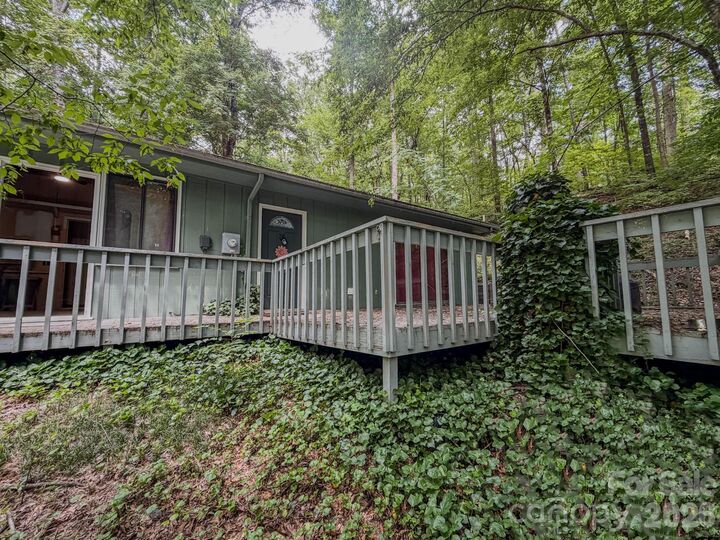 Property Photo:  232 Island Creek Road  NC 28746 