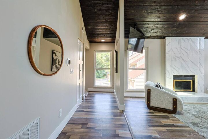 Property Photo: 9311 Hunters Creek Drive OH 45242