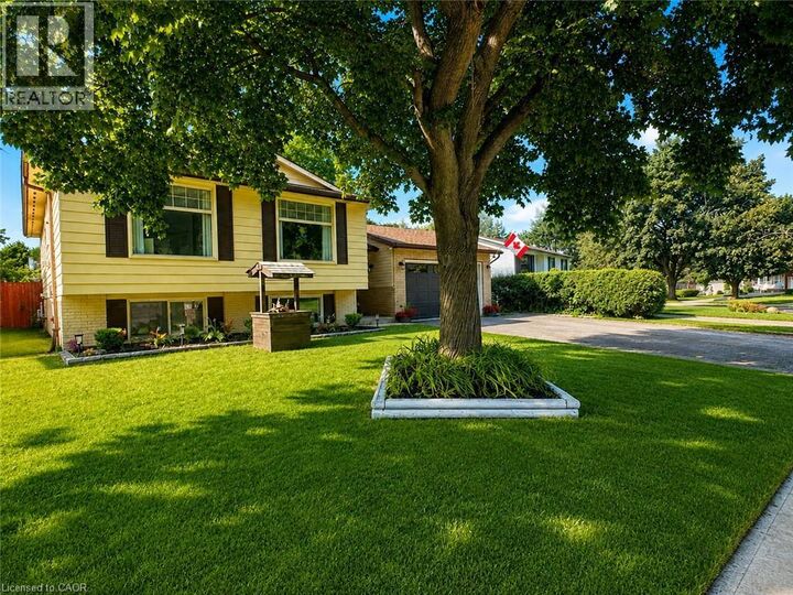 Property Photo:  84 Elgar Avenue  ON L9C 4E5 