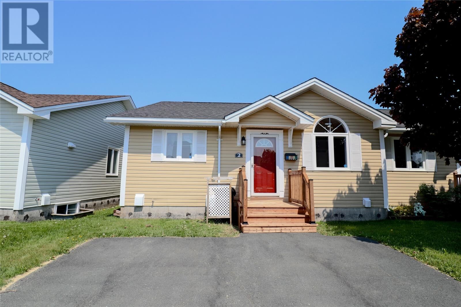 Property Photo:  2 Kilmory Place  NL A1A 5V8 