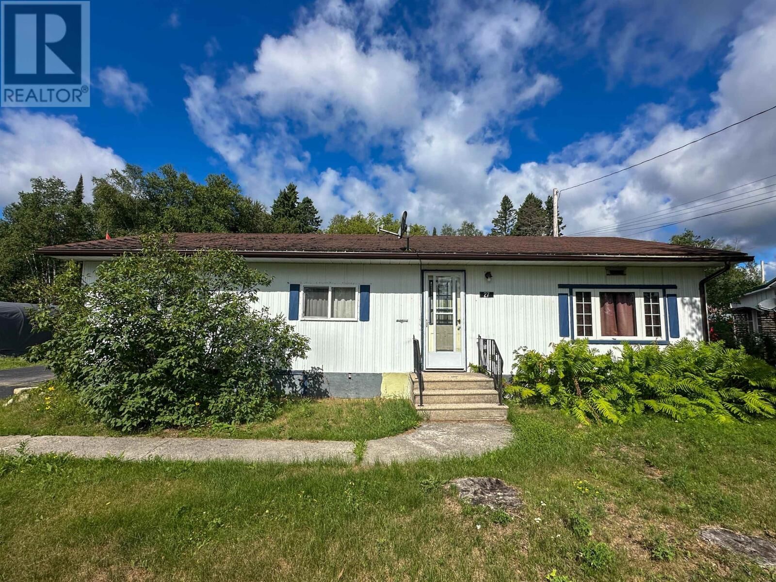 Property Photo: 27 Aspen St ON P0V 1T0