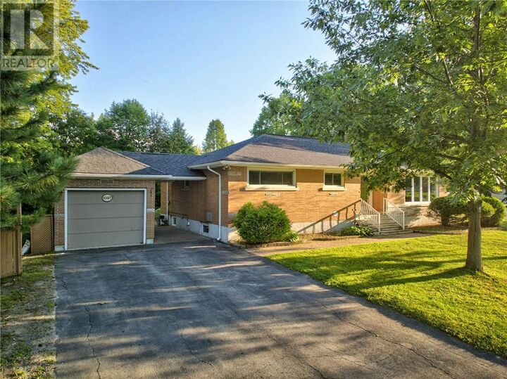 Property Photo:  1397 Hawthorne Drive  ON P3A 1L3 