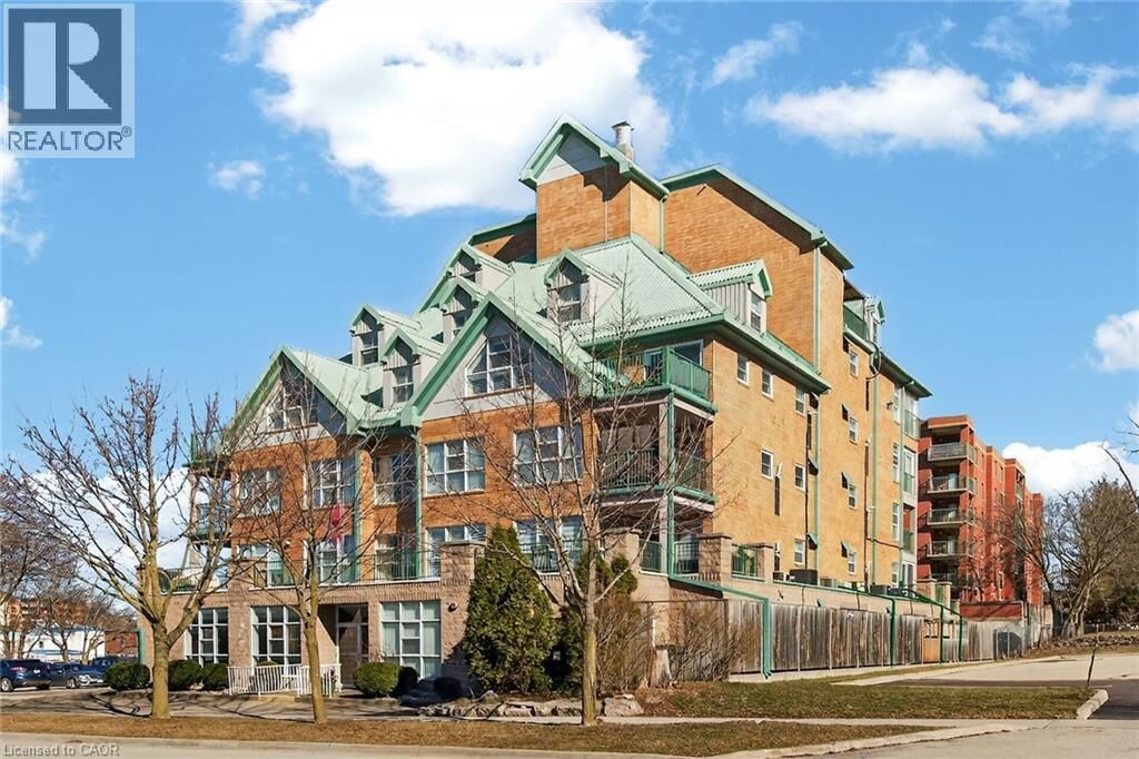 Property Photo: 19 Lake Avenue South 303 ON L8G 2V1