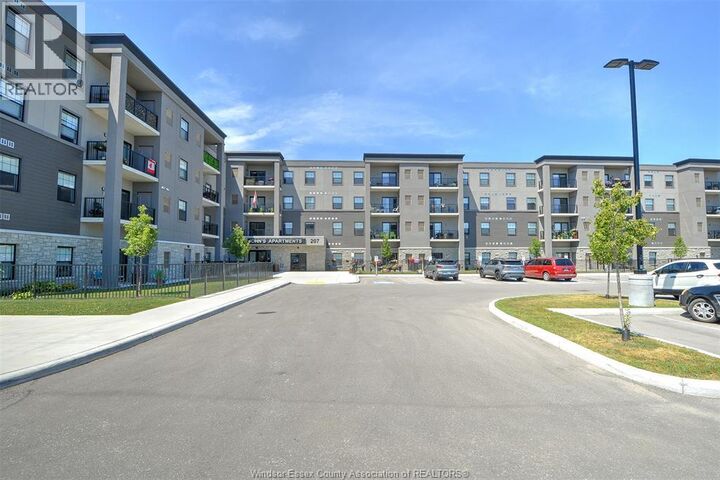 Property Photo:  207 Brock 319  ON N9V 2H3 