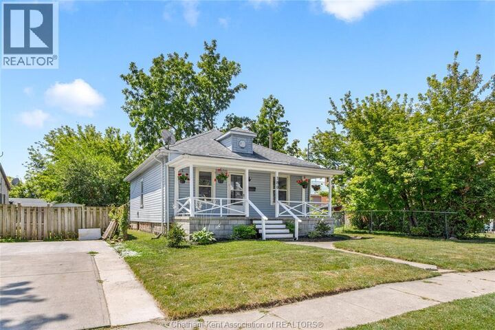 Property Photo: 180 Raleigh Street ON N7M 2N5