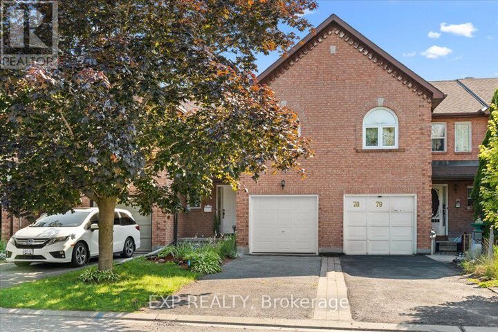 77 Waterton Crescent — photo 1