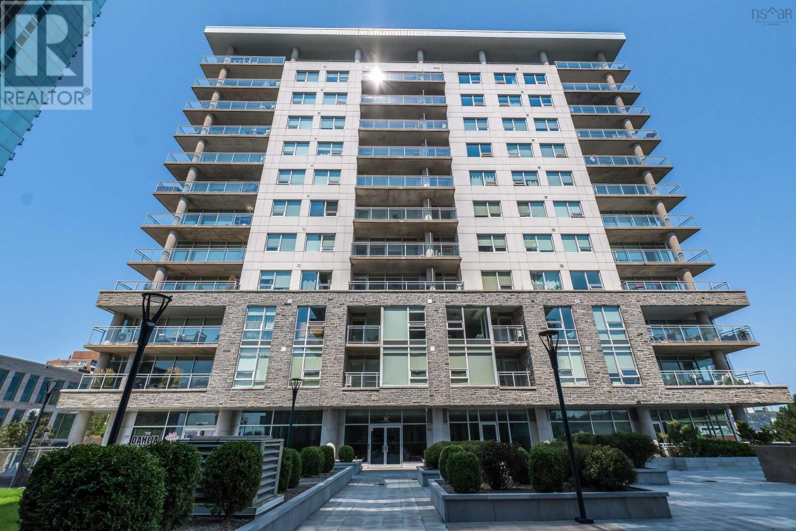 Property Photo: 15 Kings Wharf Place 908 NS B2Y 0C2