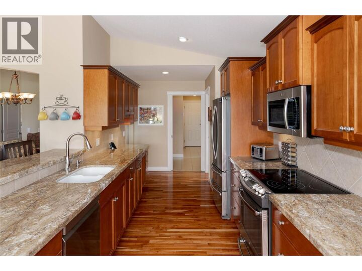 Property Photo: 2455 Quail Ridge Boulevard 111 BC V1V 2S8