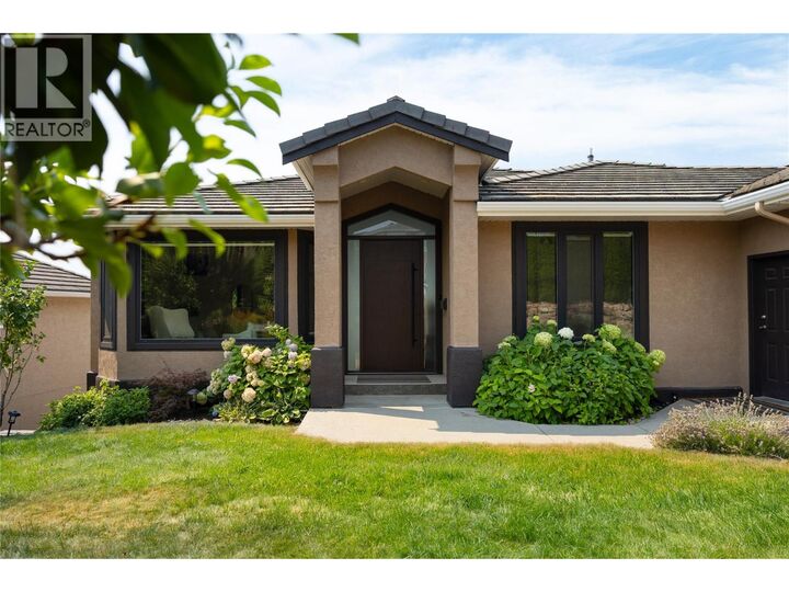 Property Photo:  10 Bayview Heights  BC V1B 2B9 