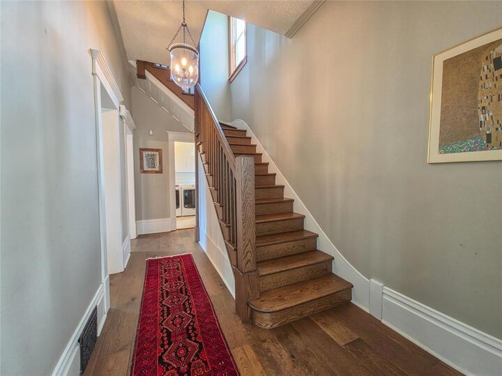 Property Photo:  637 14th Street  MB R7A 4V1 
