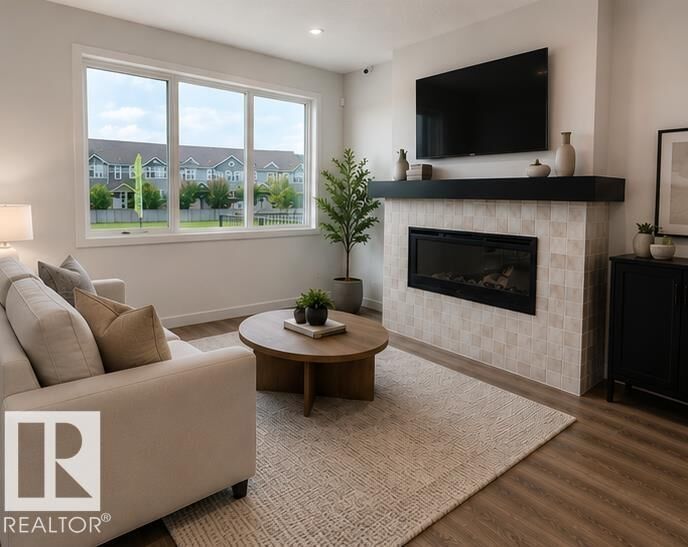 Property Photo: 5311 Hawthorn Close SW AB T6X 3N5