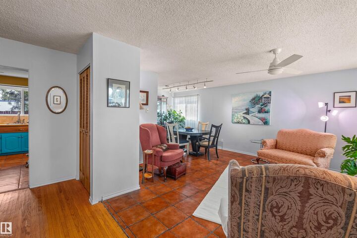 Property Photo:  6811 101A Avenue NW  AB T6A 0M3 