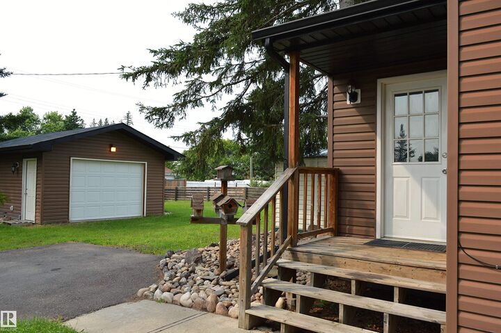 Property Photo: 4802 50 Street AB T0A 1P0