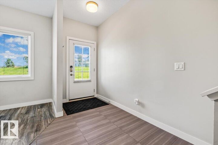 Property Photo: 1636 Kerr Road NW 4 AB T5E 6W3