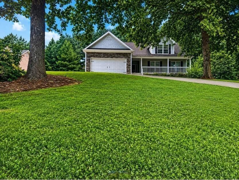 Property Photo:  928 Mulberry Fields Cove  GA 30011 