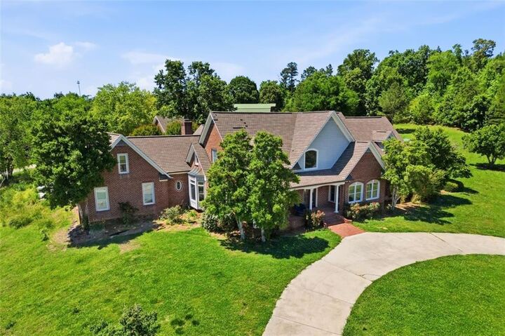 Property Photo:  111 Brown Loop Spur NW  GA 30121 