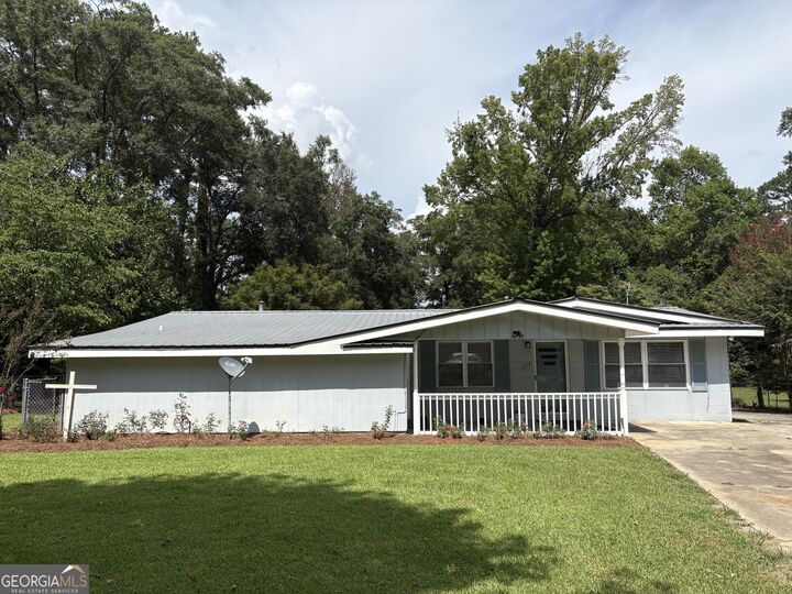 Property Photo:  222 Hobbins Drive  GA 31021 