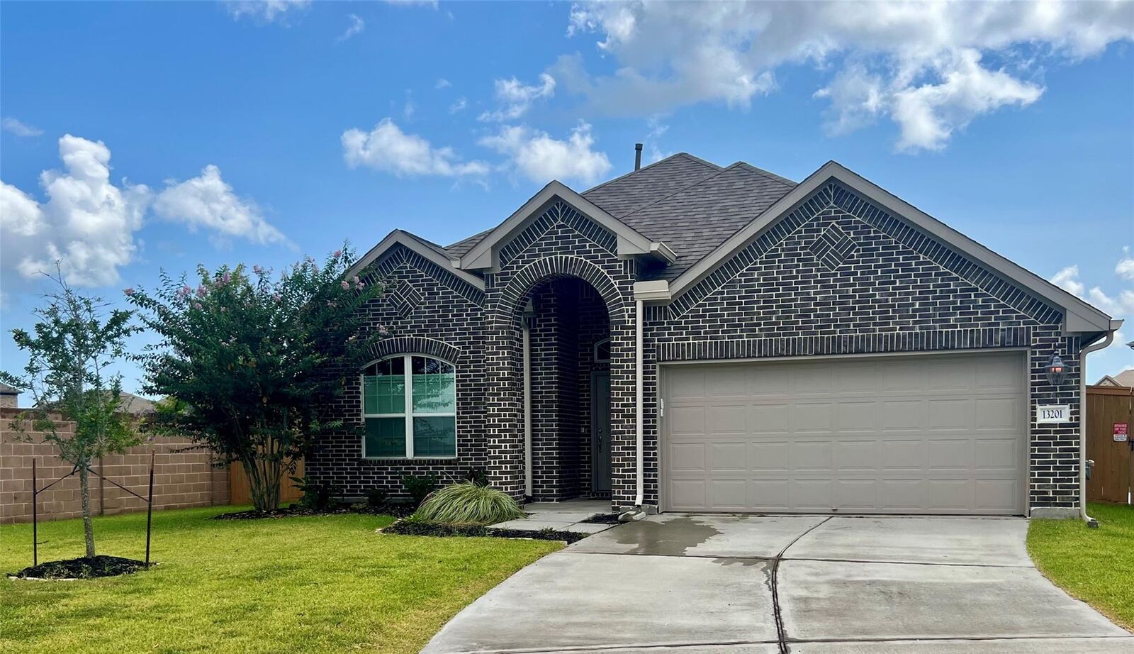 Property Photo:  13201 Anchor Isle Court  TX 77568 