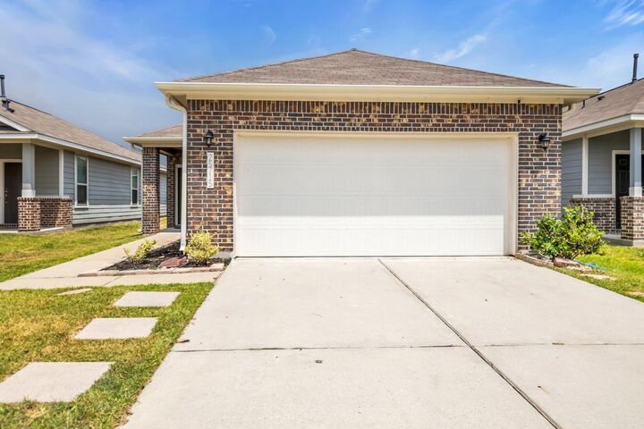 Property Photo:  25715 Northpark Palm Drive  TX 77365 