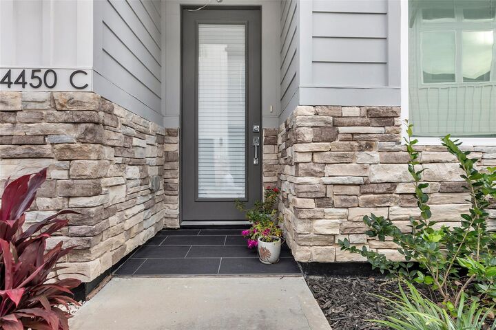 Property Photo: 4450 W Tidwell Road C TX 77091