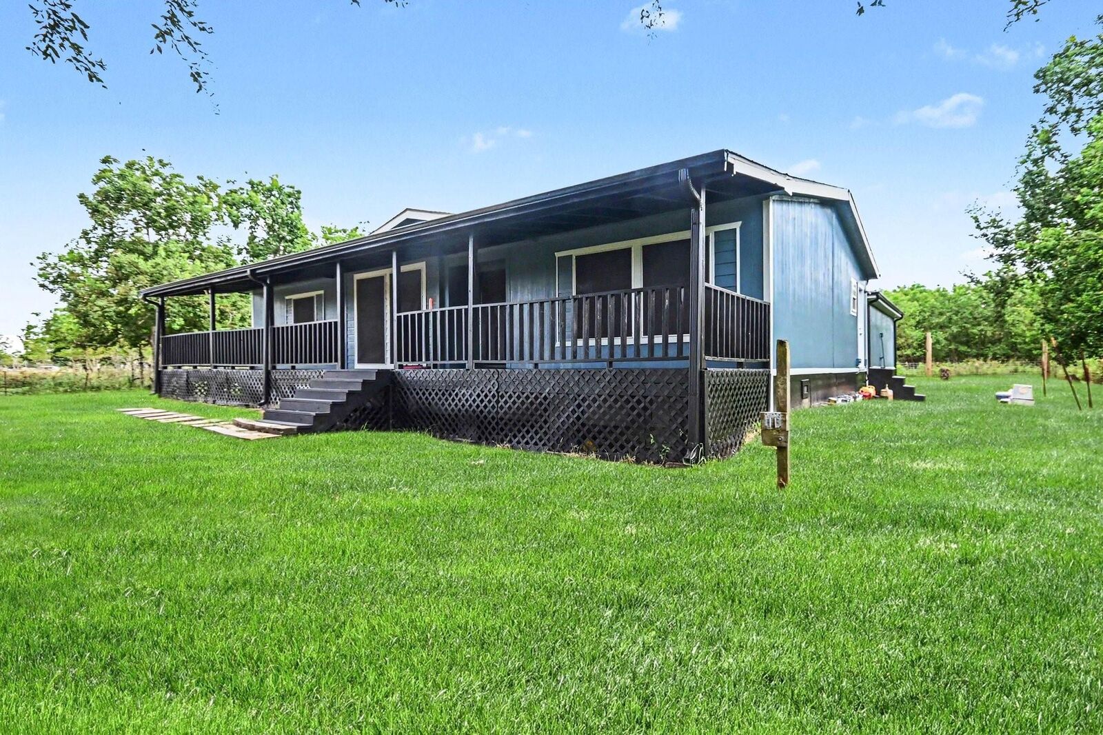 Property Photo:  2925 Fm 2917  TX 77511 
