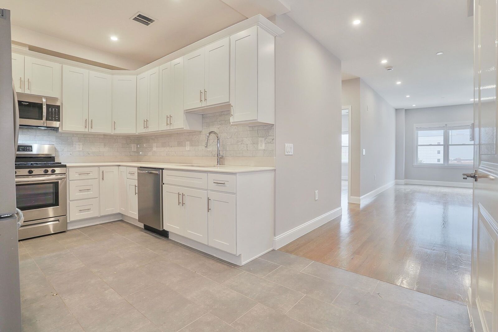 Property Photo: 311-315 West Side Ave 304 NJ 07305