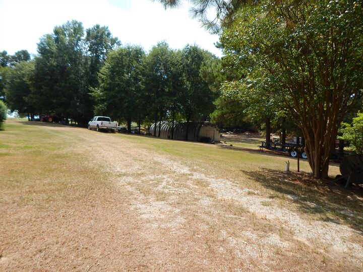 Property Photo:  5000 Glenwood Dr.  TX 75645 