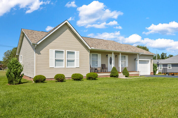 Property Photo: 3012 Warm Springs Drive KY 40744