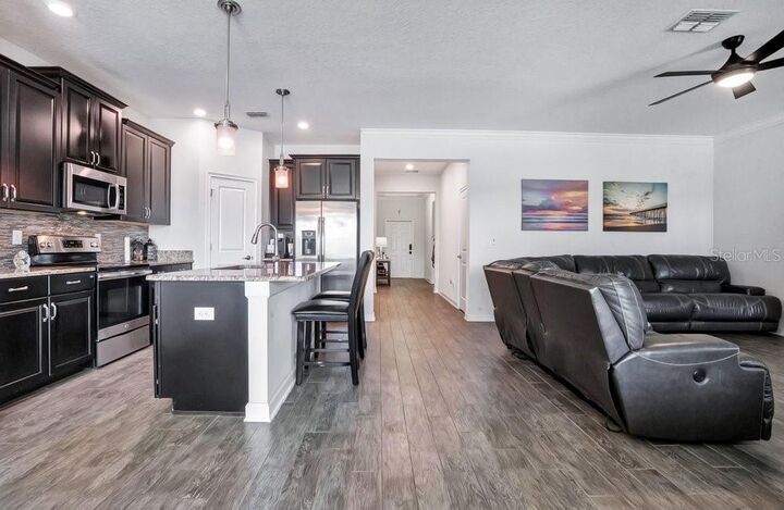 Property Photo:  14192 Gold Bridge Drive  FL 32824 