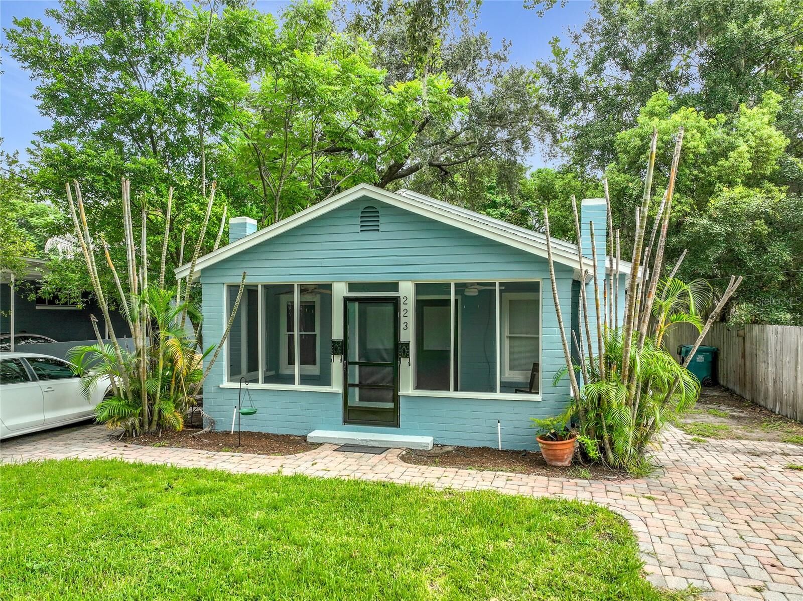 Property Photo: 223 E Esther Street FL 32806