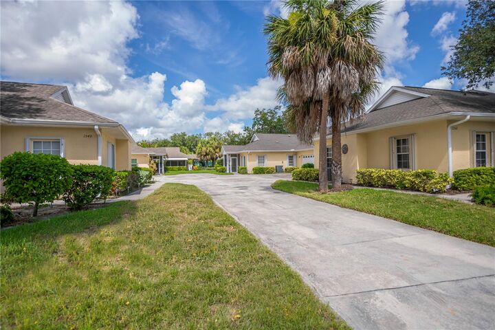 Property Photo: 1554 Red Oak Lane FL 33948