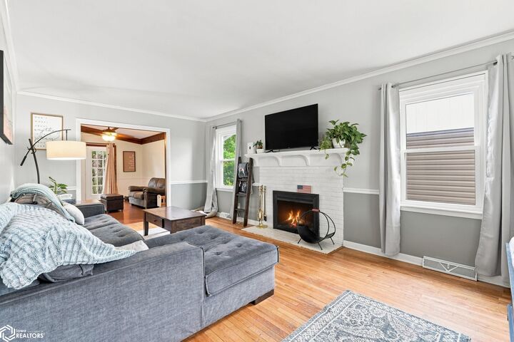 Property Photo: 1113 Lynnwood Drive IA 52601