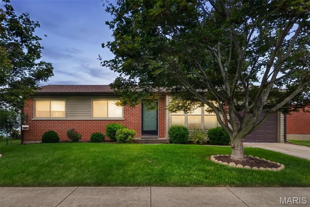 Property Photo:  3210 Catesby Lane  MO 63301 