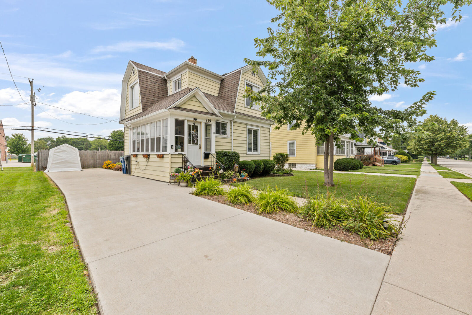 Property Photo:  719 Michigan Ave  WI 54937 