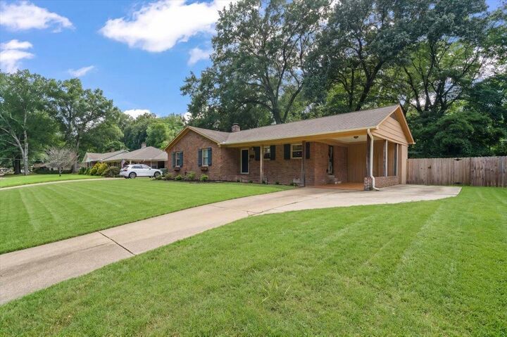 Property Photo:  1127 Perkins Ter  TN 38117 