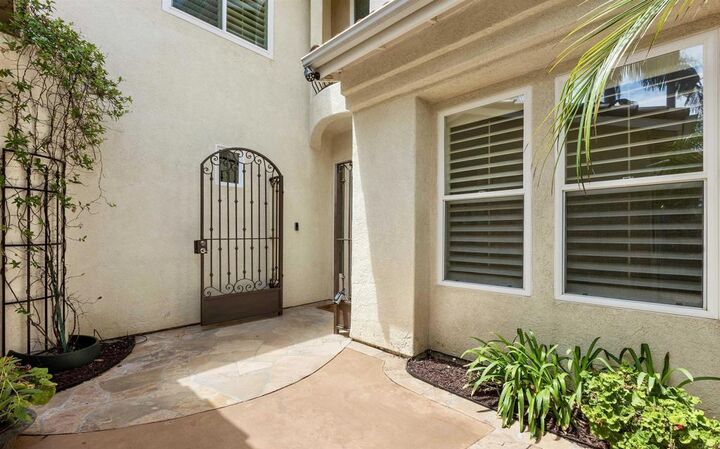 Property Photo:  3960 Plateau Place  CA 92010 