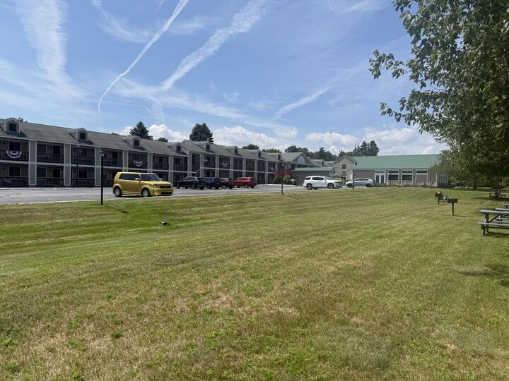 Property Photo: 733 Post Road 105 ME 04090