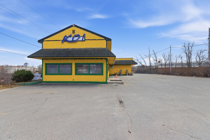 Property Photo: 11 Elm Street ME 04005